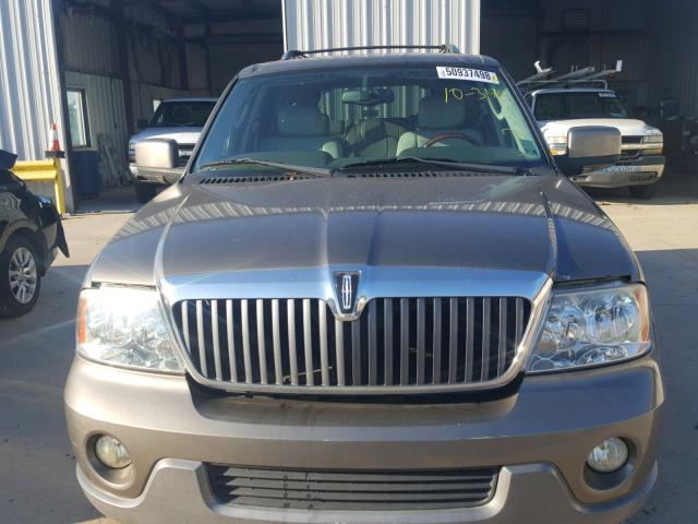 5LMFU27RX4LJ10484 - 2004 LINCOLN NAVIGATOR 绿色 照片 7
