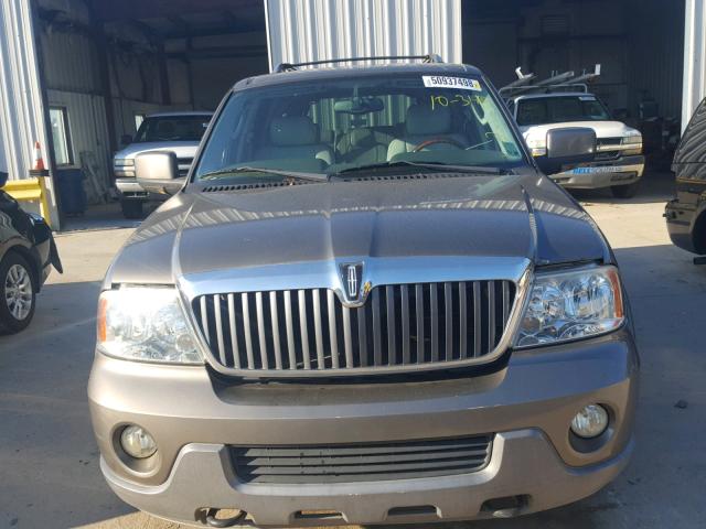 5LMFU27RX4LJ10484 - 2004 LINCOLN NAVIGATOR 绿色 照片 9