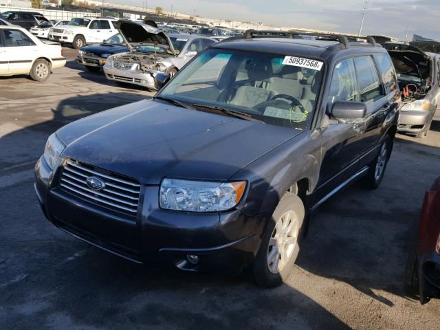 JF1SG656X8H720493 - 2008 SUBARU FORESTER 2 GRAY photo 2