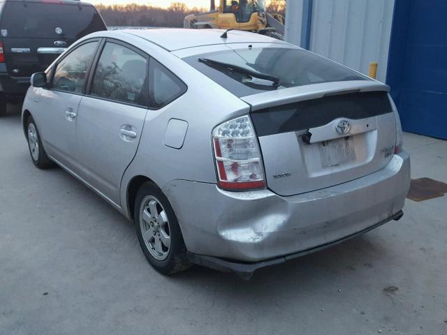 JTDKB20U283336938 - 2008 TOYOTA PRIUS SILVER photo 3