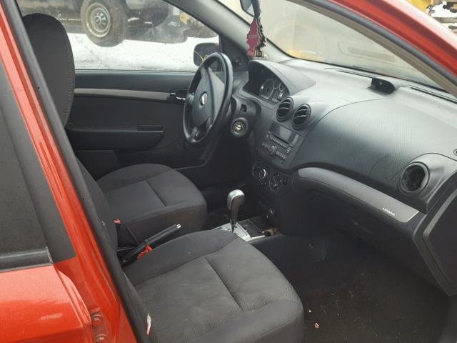 KL1TD56E49B329794 - 2009 CHEVROLET AVEO LS RED photo 5