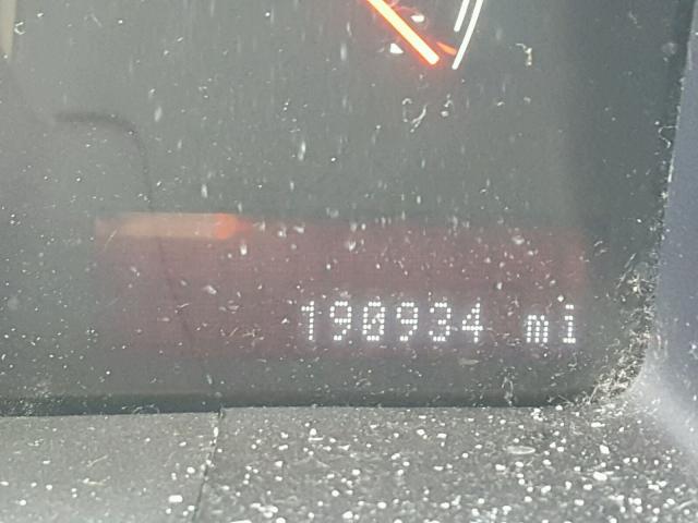 5LMFU28575LJ04512 - 2005 LINCOLN NAVIGATOR WHITE photo 8