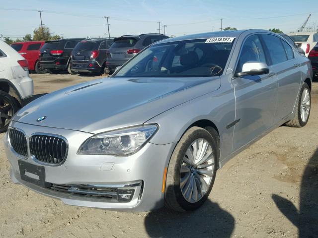 WBAYA6C53FGK16612 - 2015 BMW 740 I SILVER photo 2