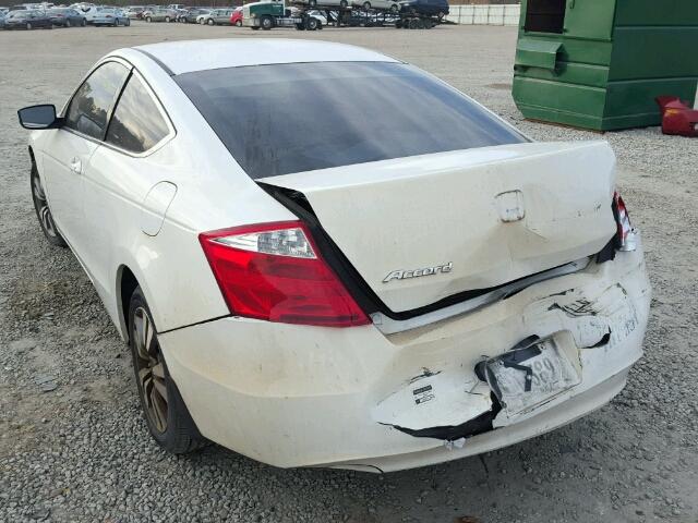 1HGCS12369A006690 - 2009 HONDA ACCORD LX WHITE photo 3