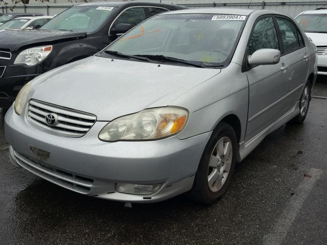 1NXBR32E64Z303108 - 2004 TOYOTA COROLLA CE SILVER photo 2