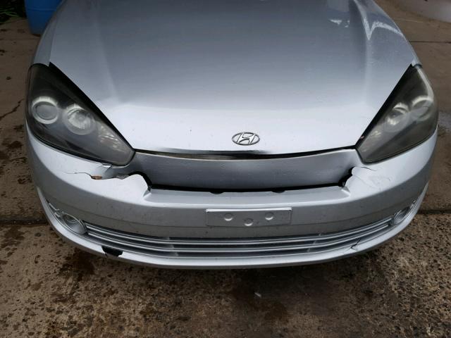 KMHHM66D67U259059 - 2007 HYUNDAI TIBURON GS SILVER photo 9