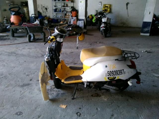 LJLTCKH30D3D00193 - 2013 ZHEJ SCOOTER YELLOW photo 10