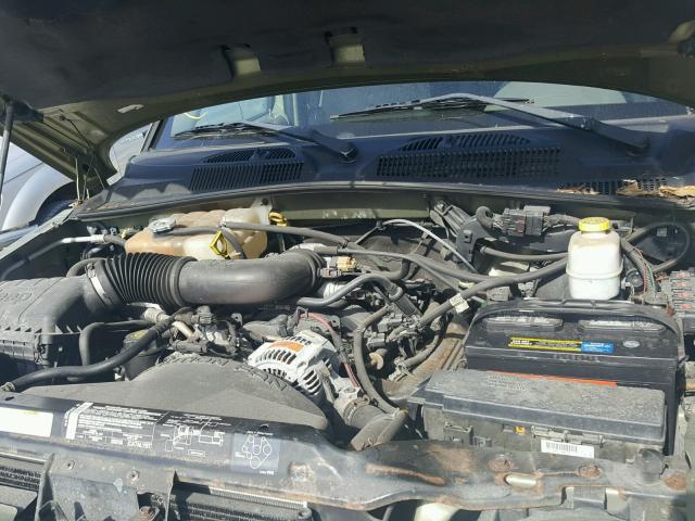 1J4GK48K74W143143 - 2004 JEEP LIBERTY SP GREEN photo 7