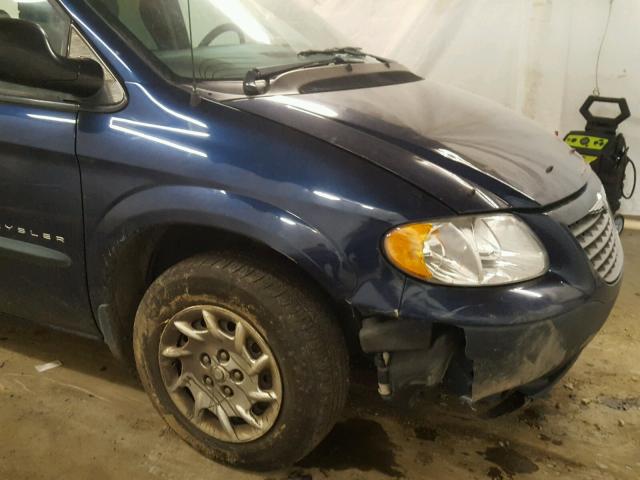 1C8GJ25391B171943 - 2001 CHRYSLER VOYAGER BLUE photo 9