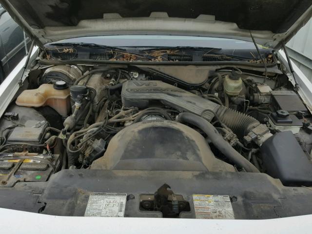 2FALP74W6RX209327 - 1994 FORD CROWN VICT WHITE photo 7