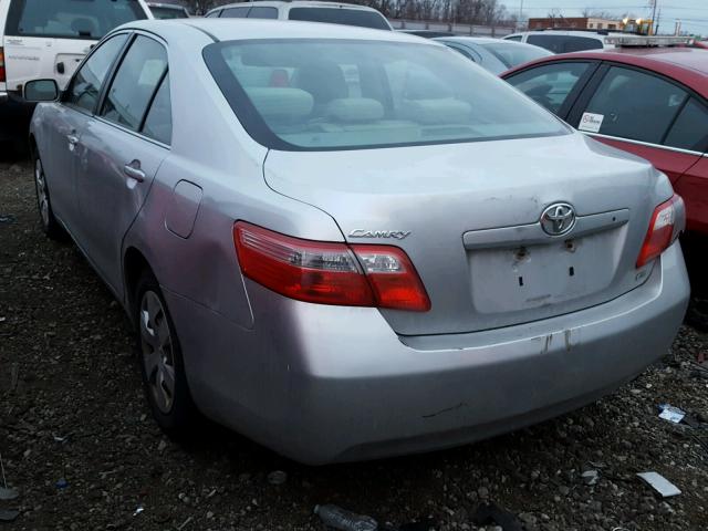 4T4BE46K77R007297 - 2007 TOYOTA CAMRY NEW SILVER photo 3