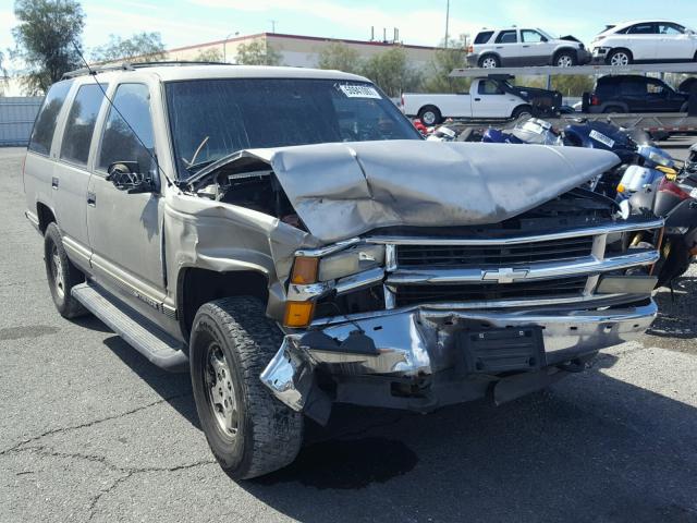 1GNEK13R6XJ573674 - 1999 CHEVROLET TAHOE K150 TAN photo 1