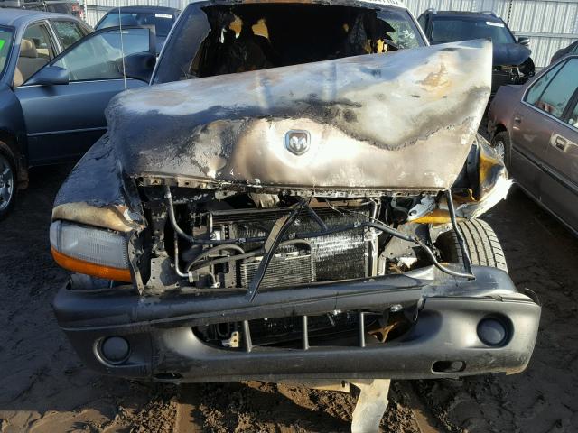 1D7HG38K54S699440 - 2004 DODGE DAKOTA QUA WHITE photo 7