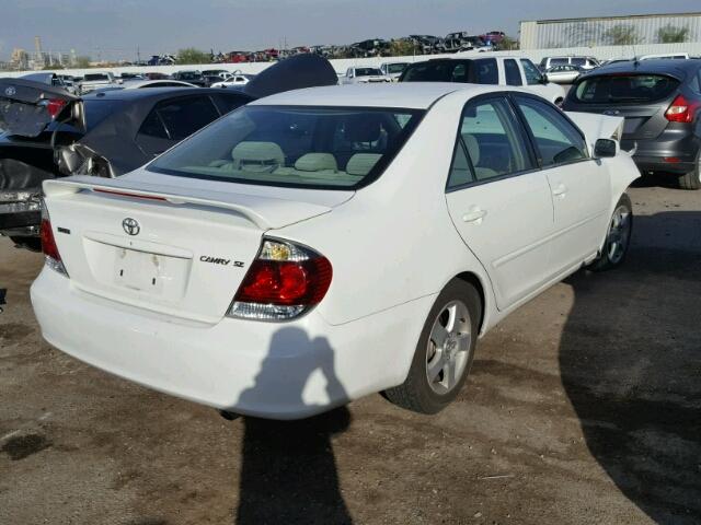 4T1BE32K05U401442 - 2005 TOYOTA CAMRY LE WHITE photo 4