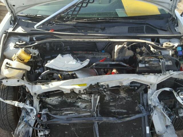 4T1BE32K05U401442 - 2005 TOYOTA CAMRY LE WHITE photo 7