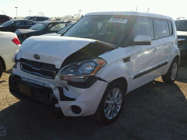 KNDJT2A69D7573289 - 2013 KIA SOUL + WHITE photo 2