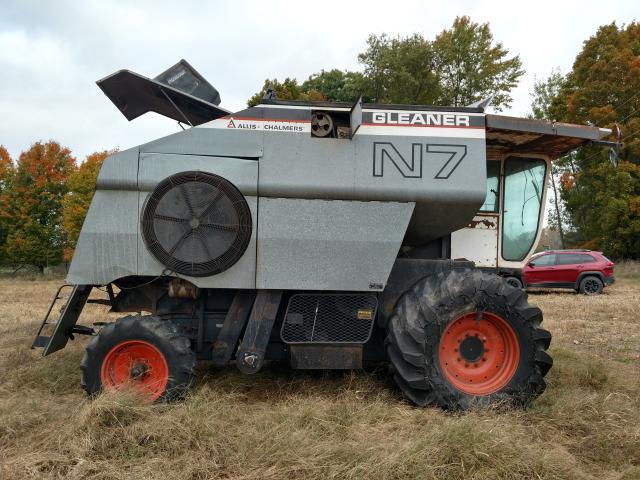 1479 - 1981 GLEA N7 COMBINE GRAY photo 4