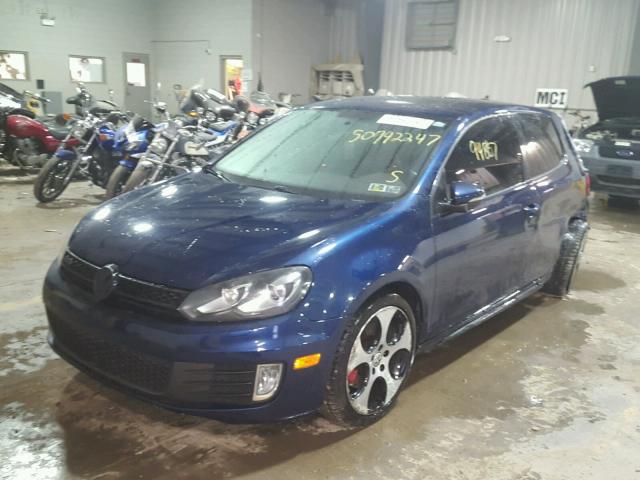 WVWFD7AJ8AW239244 - 2010 VOLKSWAGEN GTI BLUE photo 2