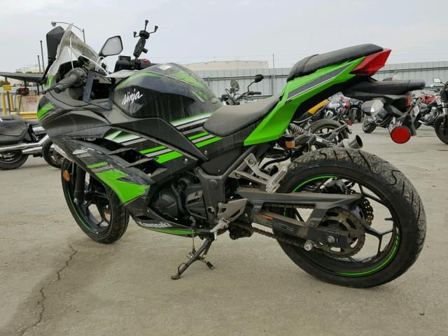 JKAEX8B19GDA25839 - 2016 KAWASAKI EX300 B GREEN photo 3