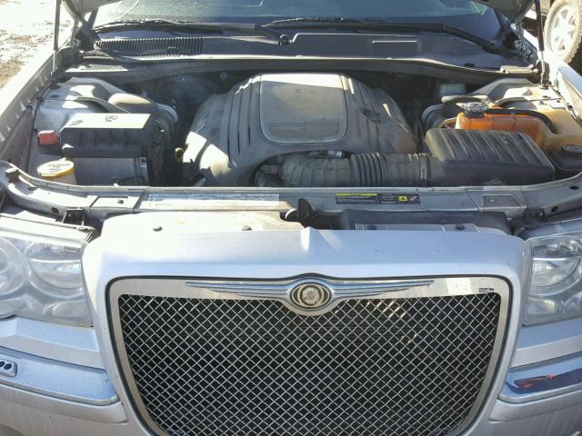 2C3LK63H86H339934 - 2006 CHRYSLER 300C SILVER photo 7