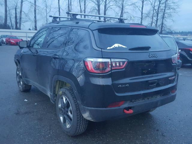 3C4NJDDB2HT668094 - 2017 JEEP COMPASS TR BLACK photo 3