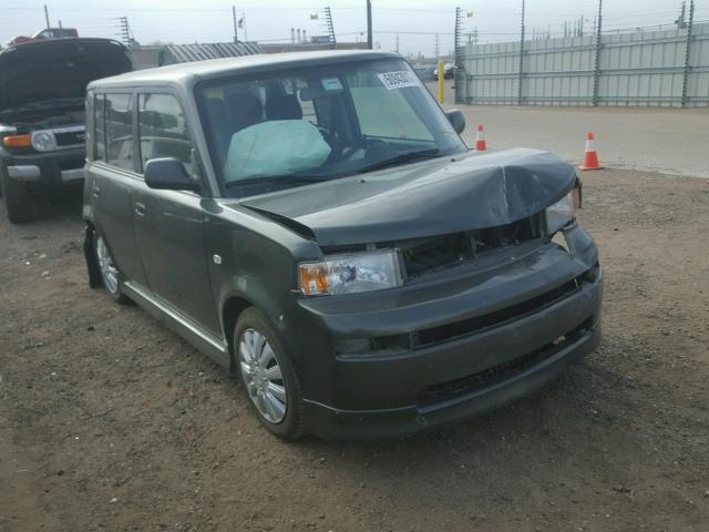 JTLKT324450176983 - 2005 TOYOTA SCION XB GREEN photo 1