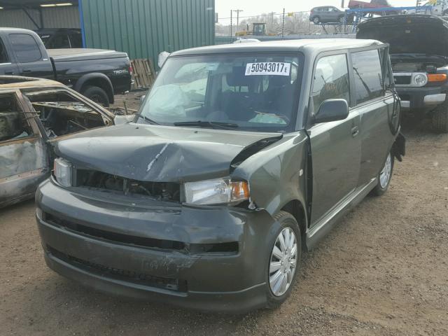 JTLKT324450176983 - 2005 TOYOTA SCION XB GREEN photo 2