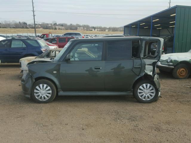 JTLKT324450176983 - 2005 TOYOTA SCION XB GREEN photo 9