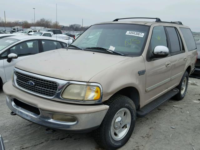 1FMEU18W6WLA03741 - 1998 FORD EXPEDITION GOLD photo 2