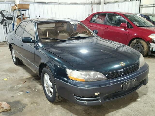 JT8GK13T0S0110391 - 1995 LEXUS ES 300 GREEN photo 1