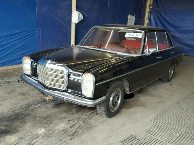 11401510031788 - 1969 MERCEDES-BENZ 240 BLACK photo 2