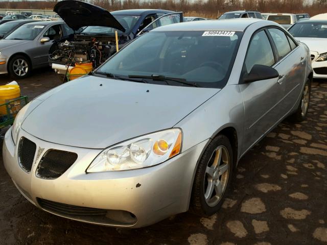 1G2ZG58NX74134098 - 2007 PONTIAC G6 BASE SILVER photo 2