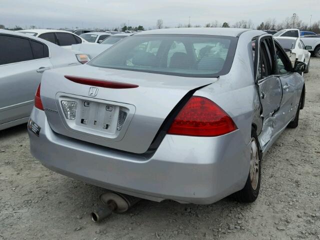 1HGCM563X7A178441 - 2007 HONDA ACCORD SE SILVER photo 4