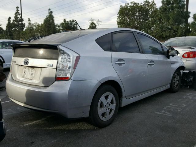 JTDKN3DU2B1428318 - 2011 TOYOTA PRIUS SILVER photo 4