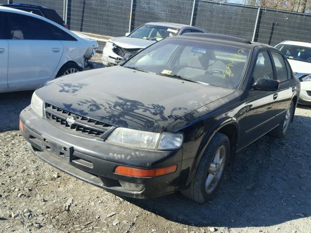 JN1CA21D0WT602334 - 1998 NISSAN MAXIMA GLE GREEN photo 2