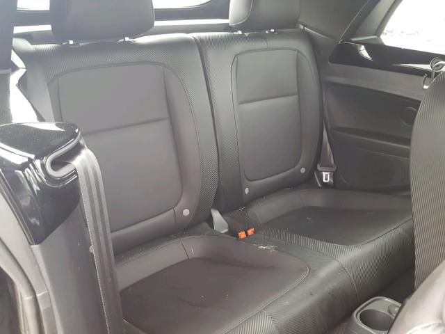 3VW507AT6GM801513 - 2016 VOLKSWAGEN BEETLE S/S 黑色 照片 6