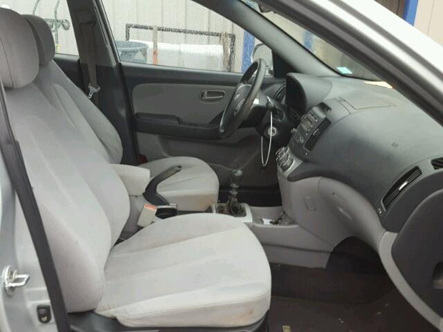 KMHDU46D18U354276 - 2008 HYUNDAI ELANTRA GL SILVER photo 5