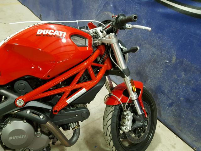 ZDM1RADN9AB026564 - 2010 DUCATI MONSTER 69 RED photo 5