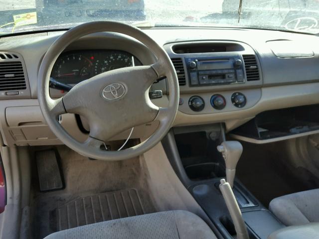 4T1BE32K22U003094 - 2002 TOYOTA CAMRY LE Kastanienbraun Foto 9