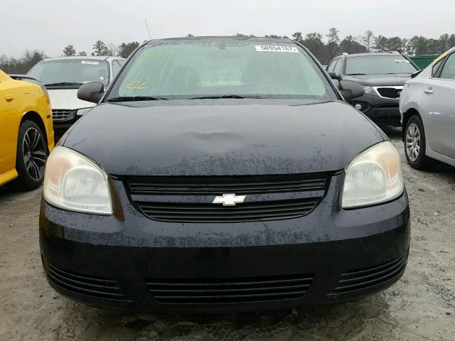 1G1AK52F557638166 - 2005 CHEVROLET COBALT BLACK photo 9