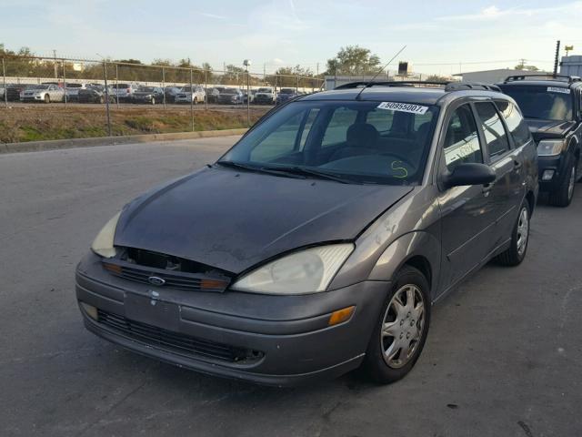 1FAFP36372W157328 - 2002 FORD FOCUS SE GRAY photo 2