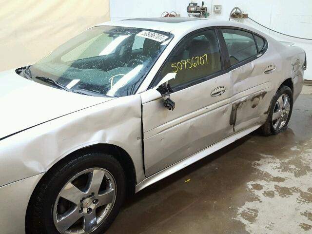 2G2WR554871114002 - 2007 PONTIAC GRAND PRIX ვერცხლისფერი ფოტო 9