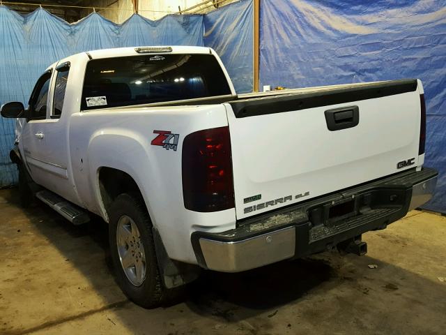 1GTSKVE35AZ133384 - 2010 GMC SIERRA K15 WHITE photo 3