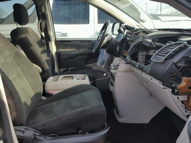 2C4RC1BG5CR150842 - 2012 CHRYSLER TOWN & COU Boz foto 5