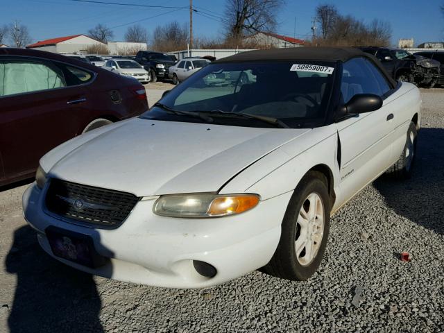 3C3EL45H3XT578307 - 1999 CHRYSLER SEBRING JX WHITE photo 2