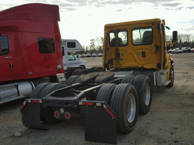 3AKJGEDV6DSBA8450 - 2013 FREIGHTLINER CASCADIA 1 YELLOW photo 4