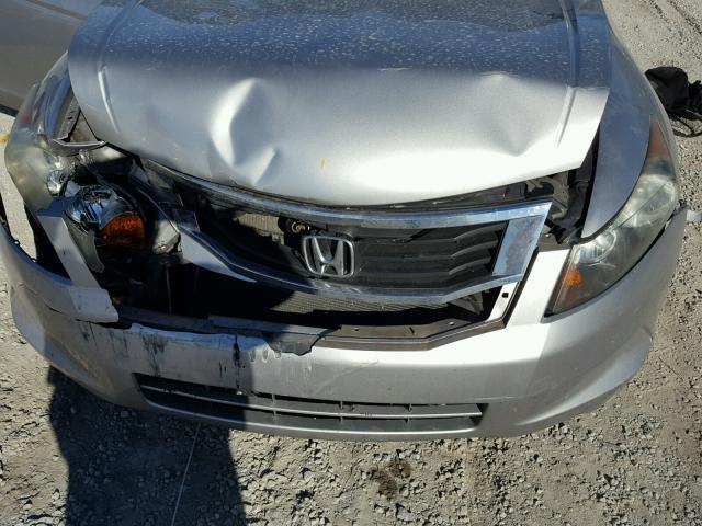 1HGCP2F41AA177233 - 2010 HONDA ACCORD LXP SILVER photo 7