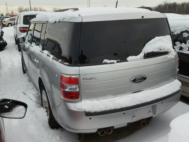 2FMGK5BC3ABA31817 - 2010 FORD FLEX SE SILVER photo 3