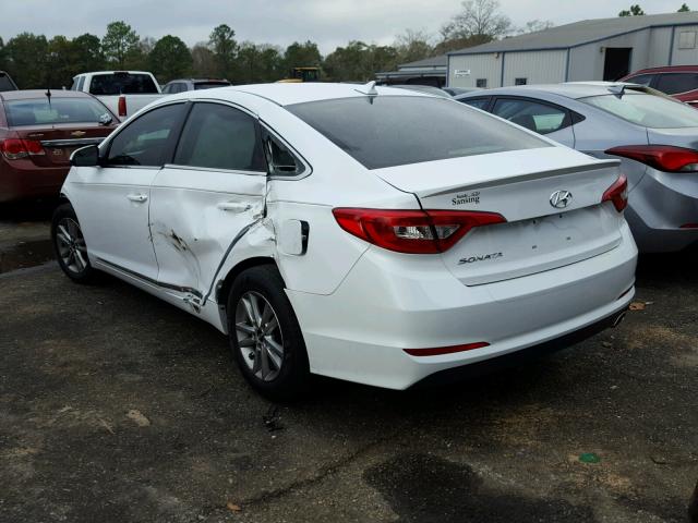 5NPE24AF4FH253067 - 2015 HYUNDAI SONATA SE WHITE photo 3