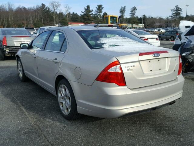 3FAHP0HA1AR359120 - 2010 FORD FUSION SE GRAY photo 3